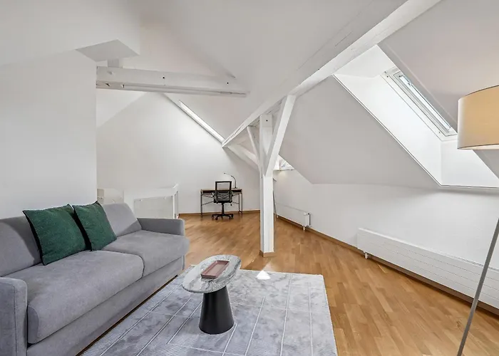 Exclusive Feel-good Oasis In Art Nouveau Style! - Sophia 1