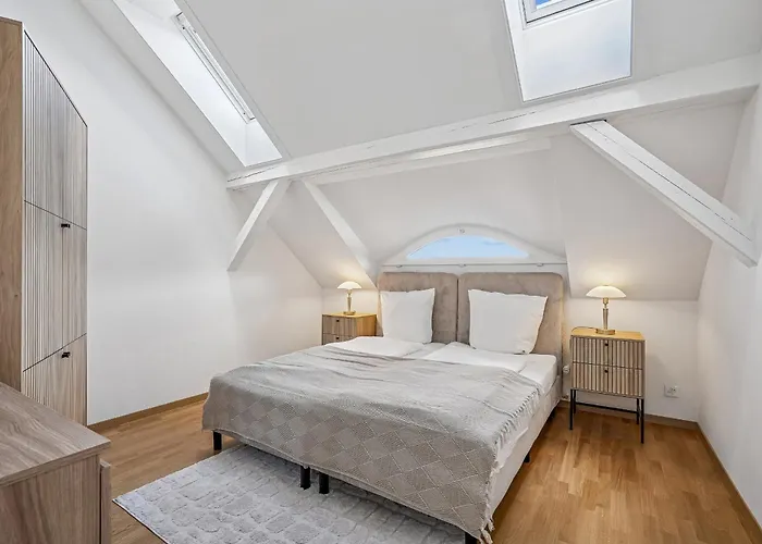 Exclusive Feel-good Oasis In Art Nouveau Style! - Sophia 1 Zürich